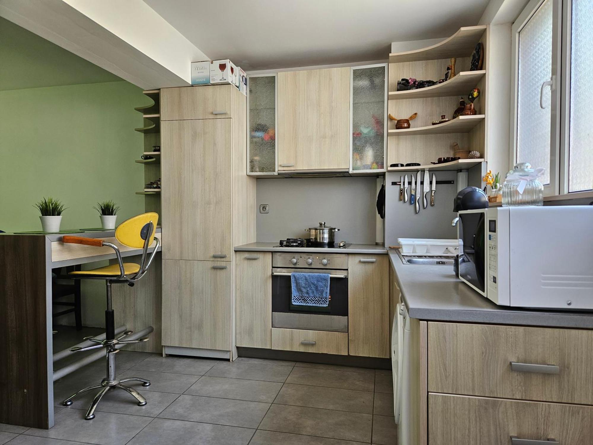 فندق Family House Manolov ابزور المظهر الخارجي الصورة