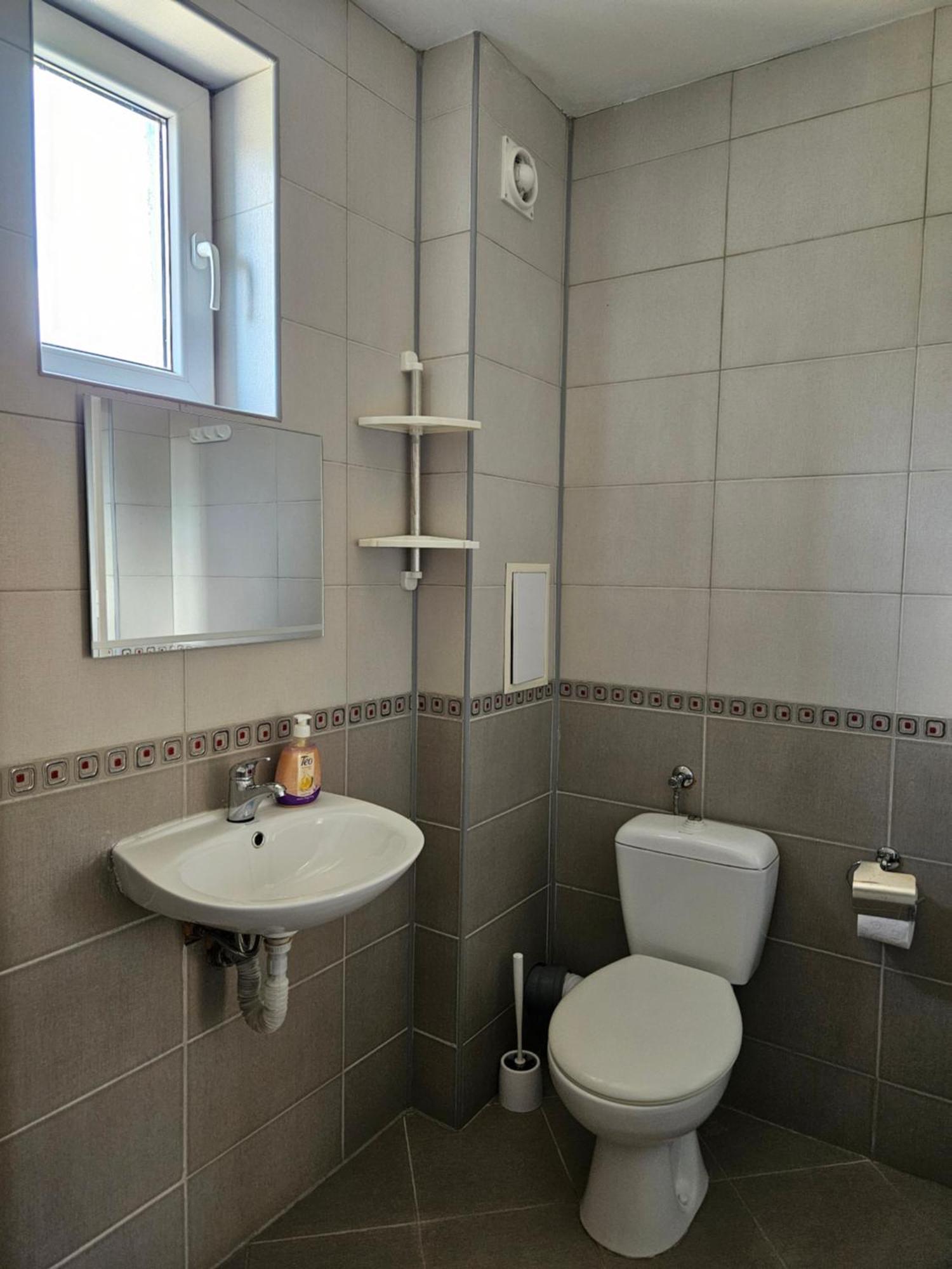 فندق Family House Manolov ابزور الغرفة الصورة